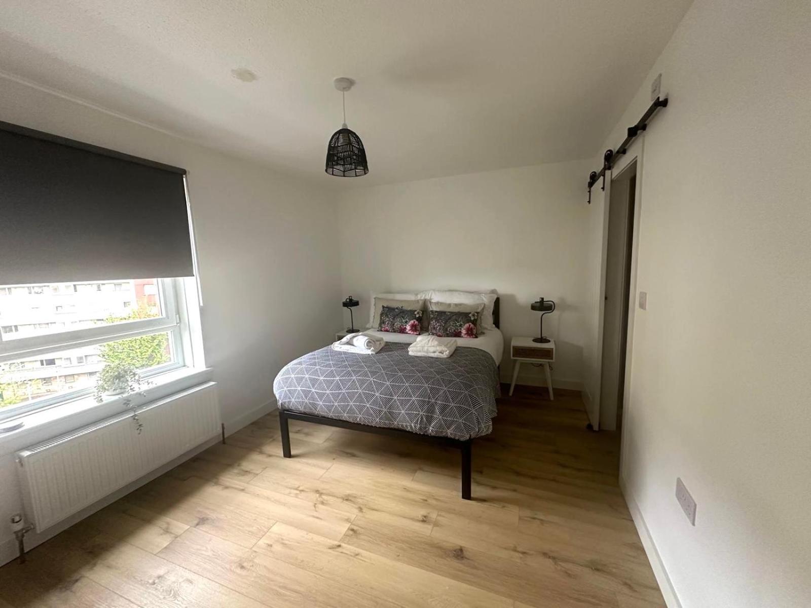 Holyrood Central Apartment Единбург Екстериор снимка