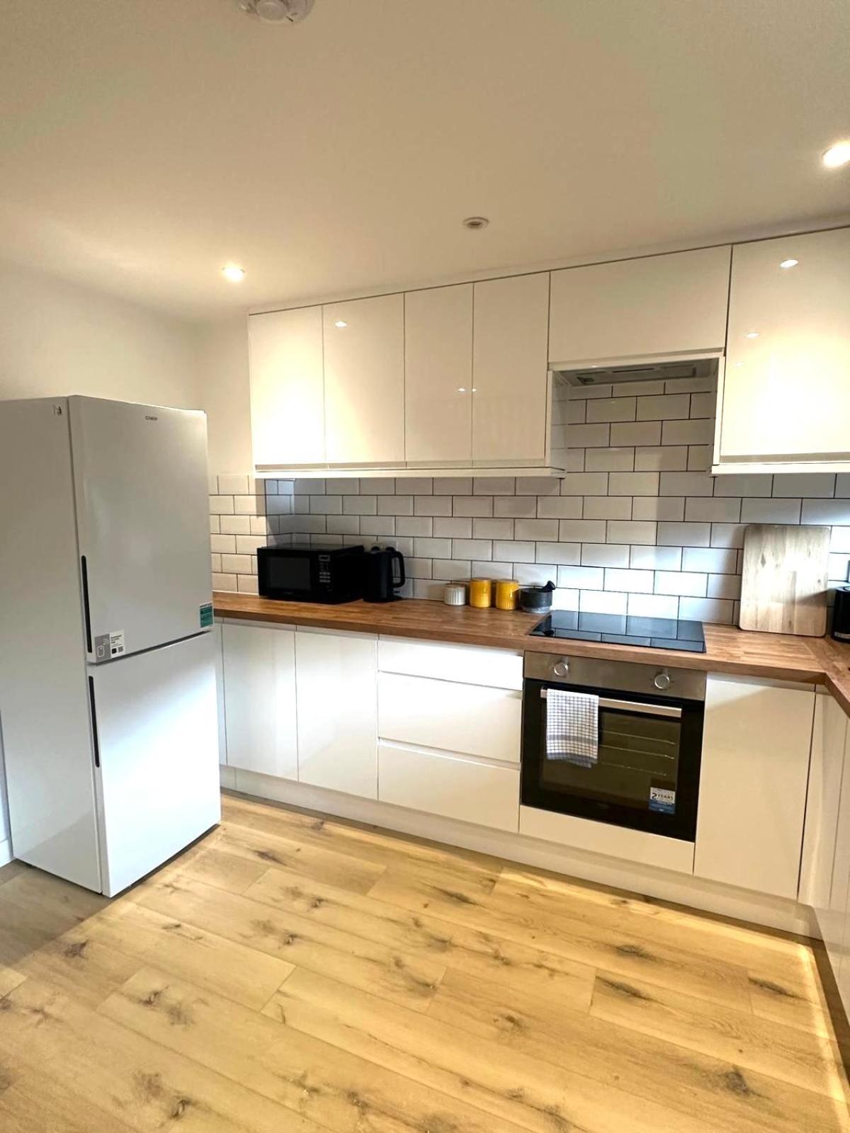 Holyrood Central Apartment Единбург Екстериор снимка